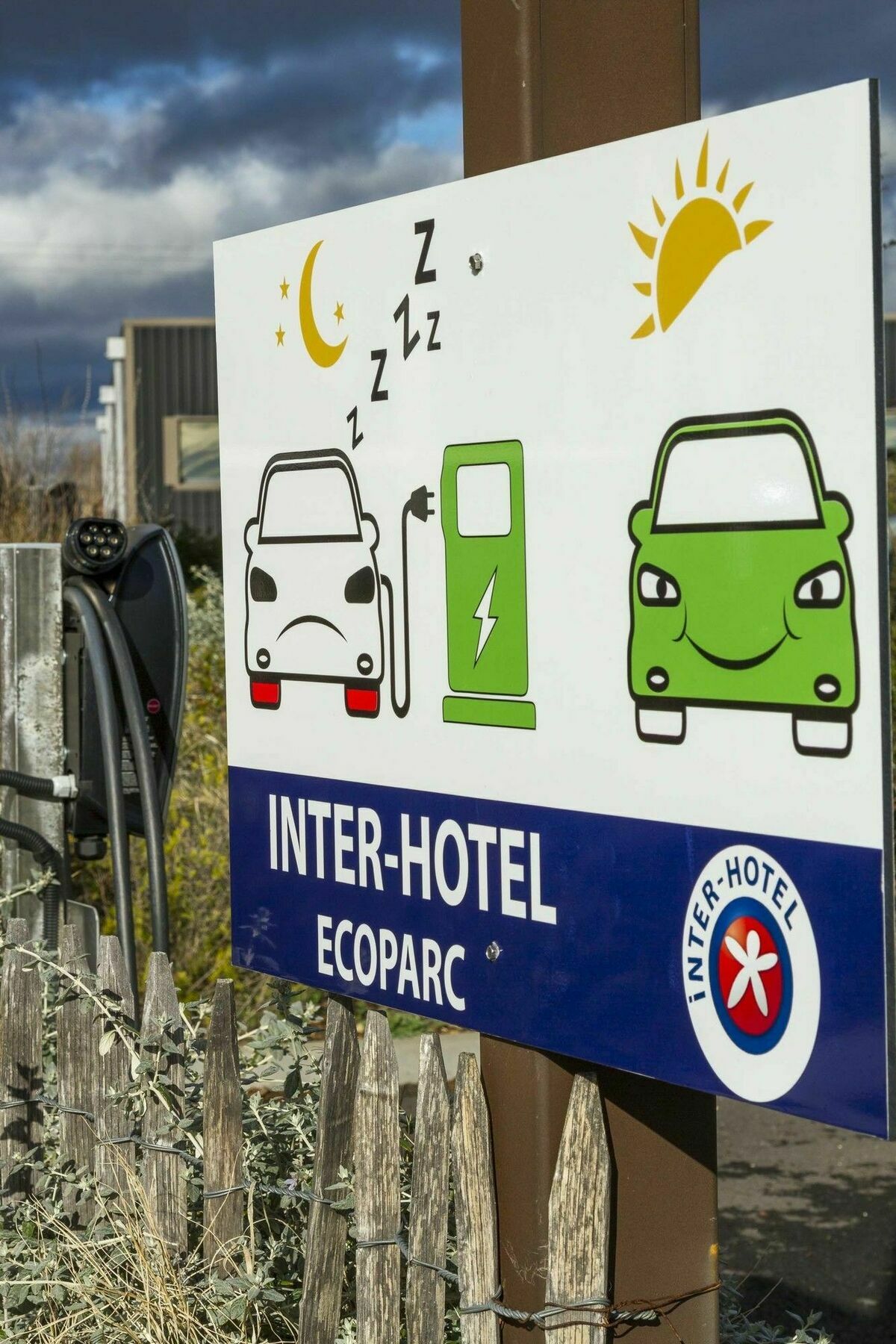 The Originals City, Hotel Ecoparc, Montpellier Est Saint-Aunes Exterior photo